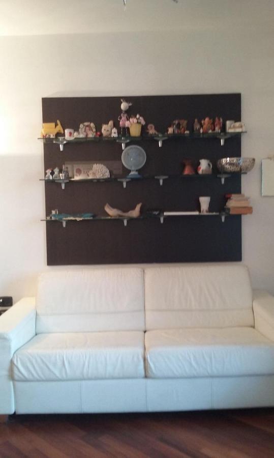 Casa Delle Sorprese Lägenhet Pescara Exteriör bild